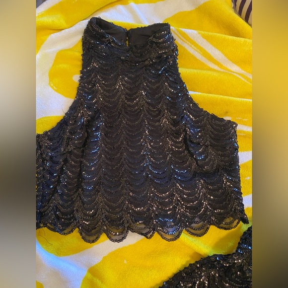 Super cute 2 PC - Picture 4 of 5